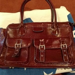 Soft briefcase in burgundy faux snakeprint